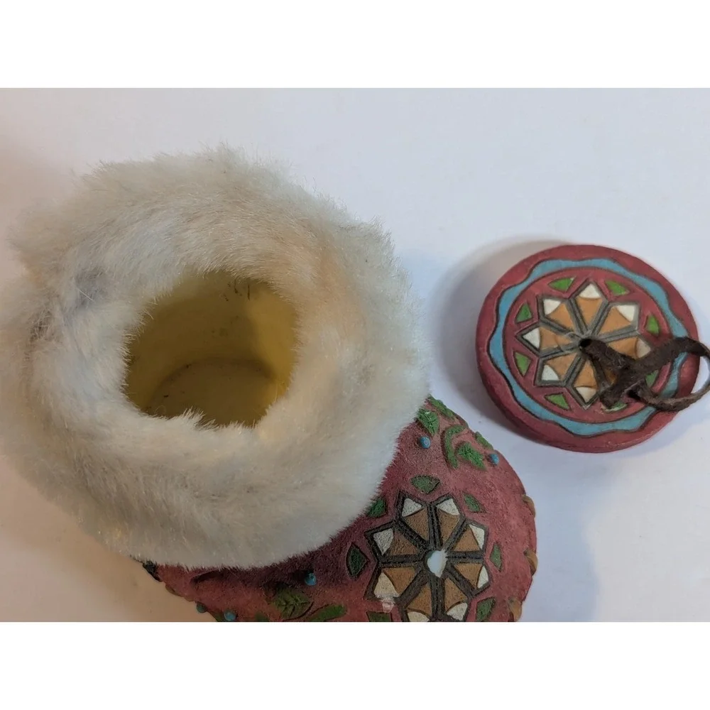 Vintage Friends of the‎ Feather Enesco Moccasin Trinket Box 1999